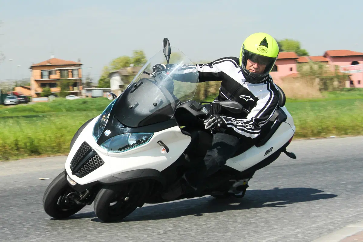 Comparativa scooter tre ruote (16)