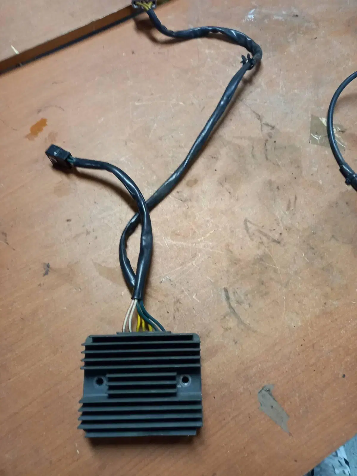 Regolatore di tensione Gilera Nexus 500 2003-2005