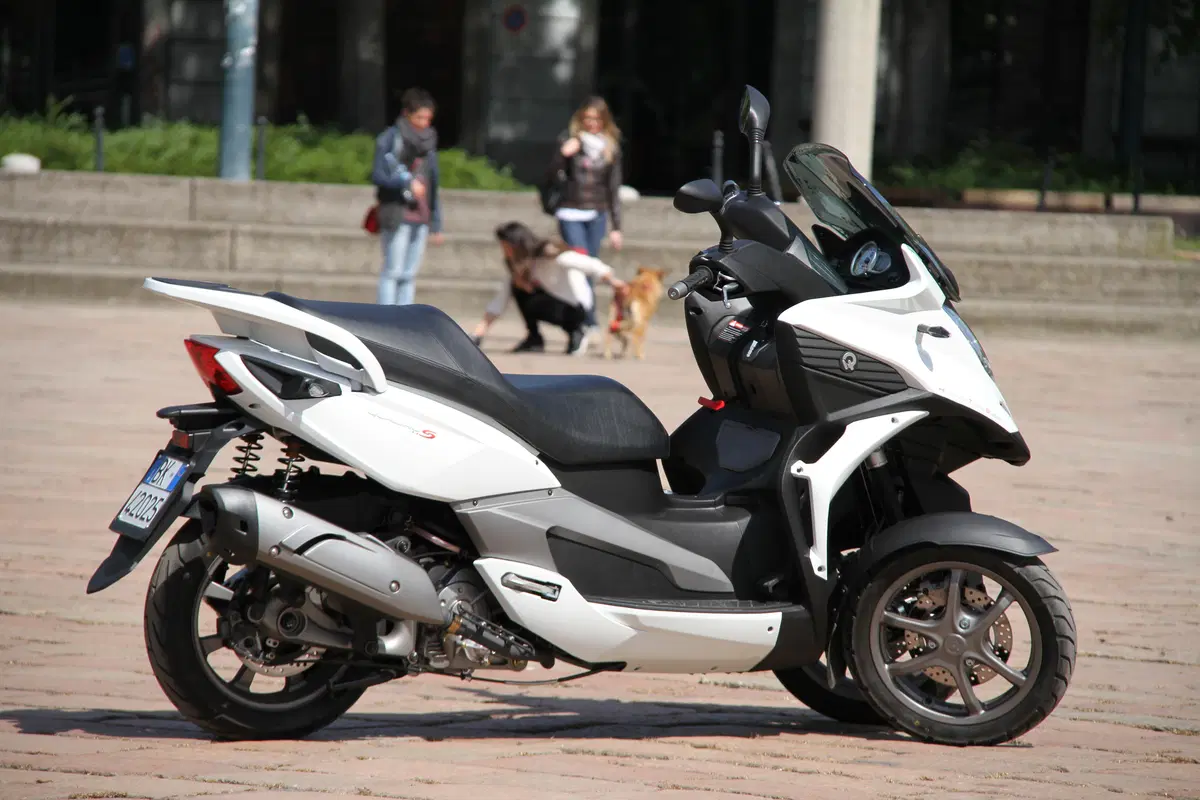 Comparativa scooter tre ruote (25)
