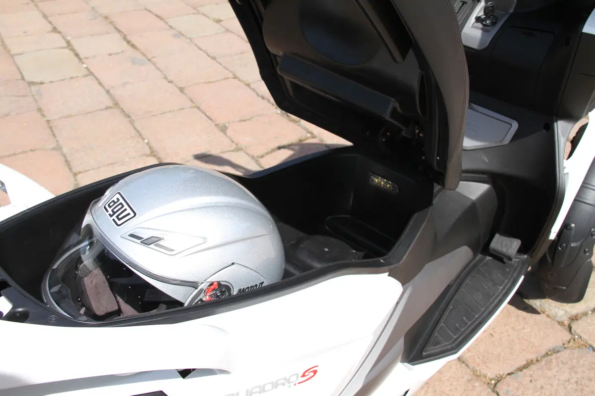 Comparativa scooter tre ruote (37)