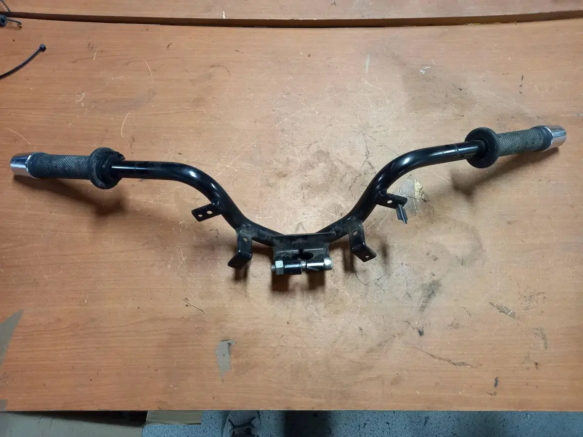 Manubrio Gilera Nexus 500 2003-2005 (3)