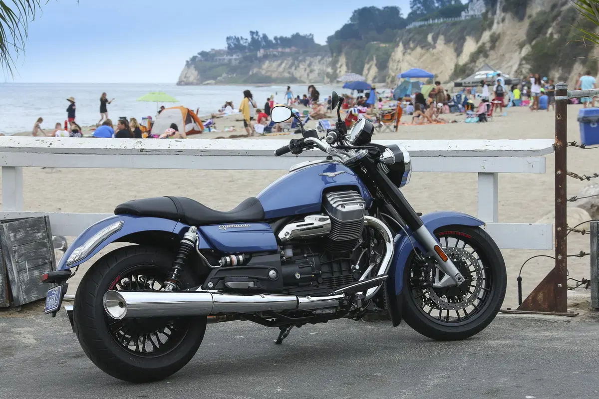 Moto Guzzi California 1400 Touring Custom (28)