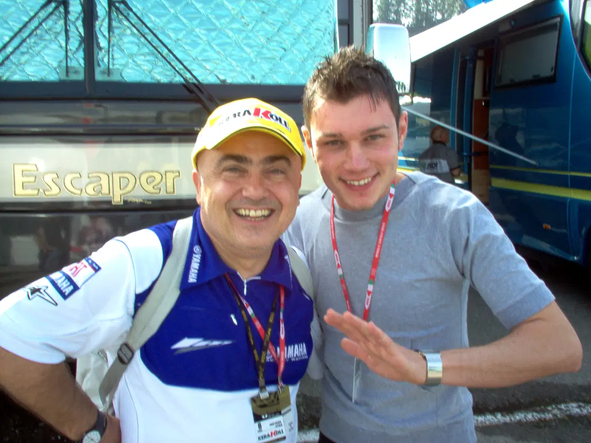Mauto Tononi: "Parlo come Valentino Rossi, canto come Jovanotti" (13)