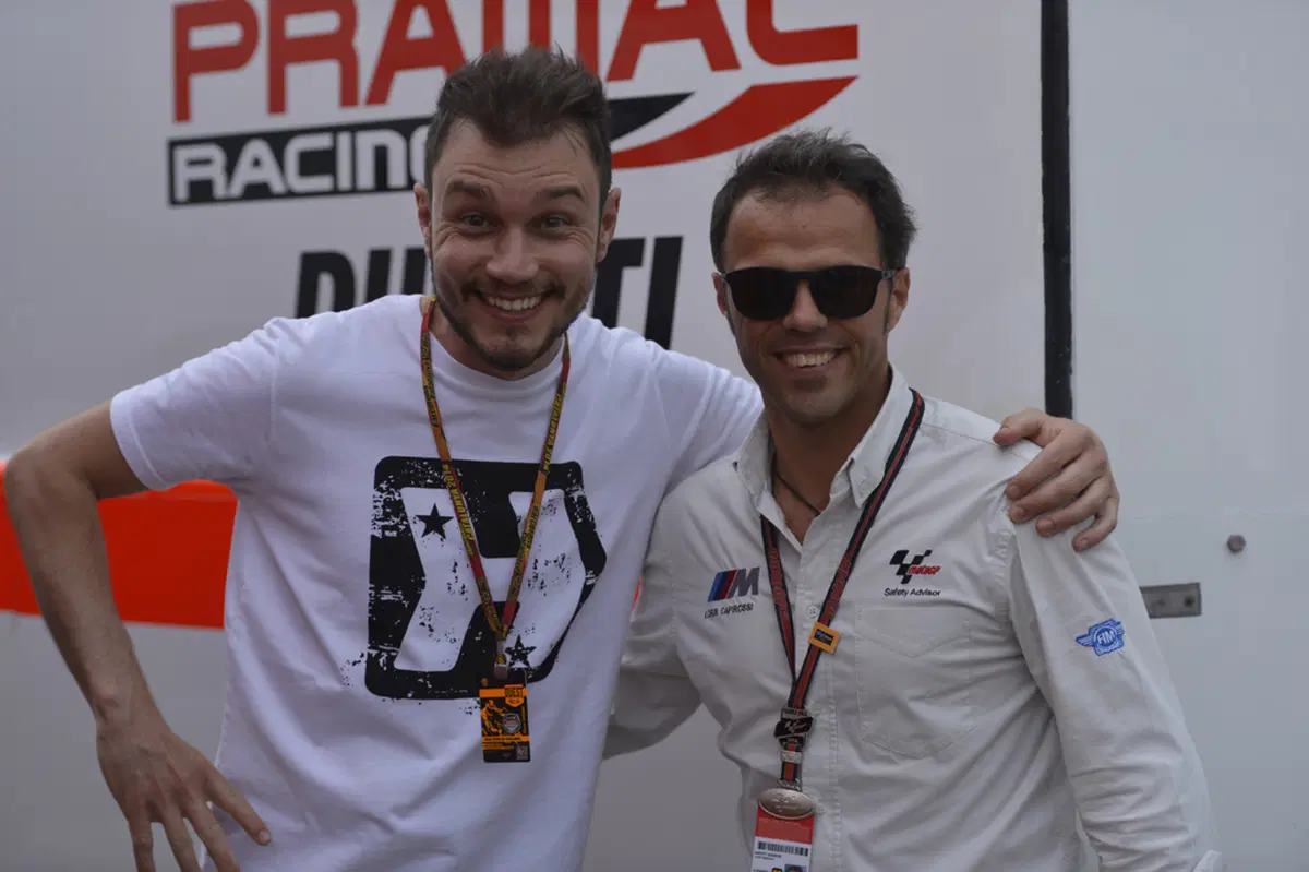Mauto Tononi: "Parlo come Valentino Rossi, canto come Jovanotti" (20)