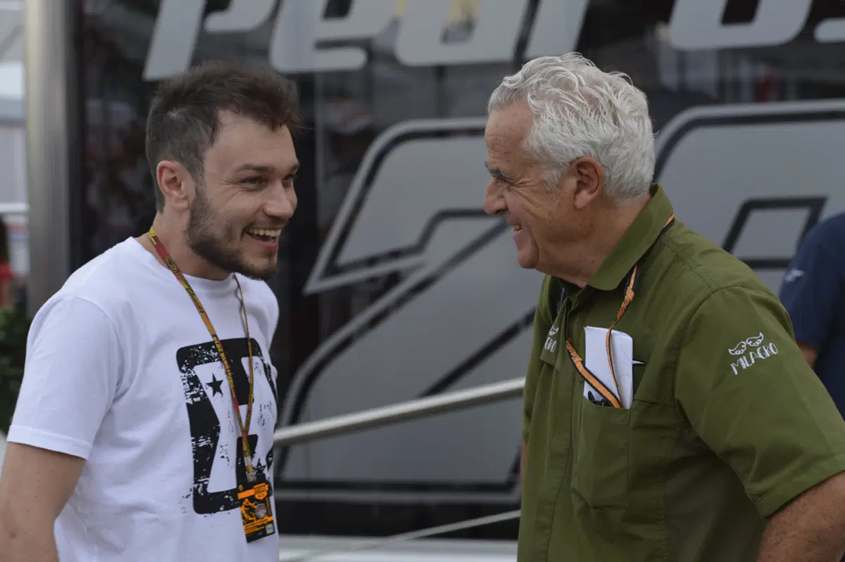 Mauto Tononi: "Parlo come Valentino Rossi, canto come Jovanotti" (23)