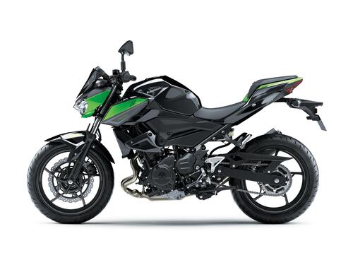 Kawasaki Z400 2023: quando Piccola Supernaked non è una contraddizione (2)