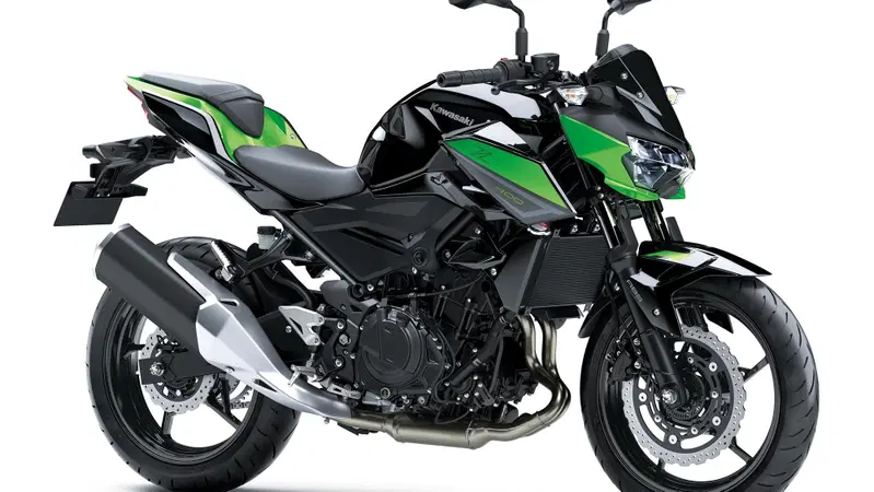 Kawasaki Z400 2023: quando "Piccola Supernaked" non &egrave; una contraddizione