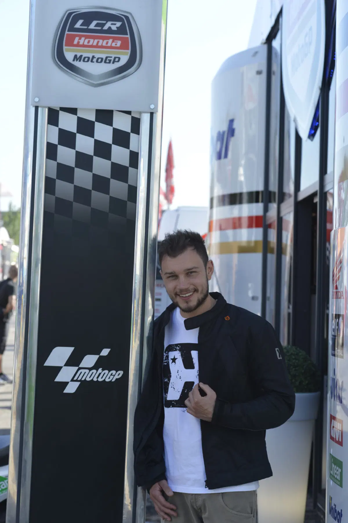 Mauto Tononi: "Parlo come Valentino Rossi, canto come Jovanotti" (35)
