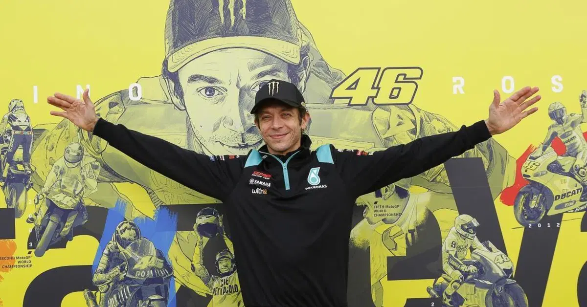 Valentino Rossi. Per un grande pilota ci vuole un casco grande