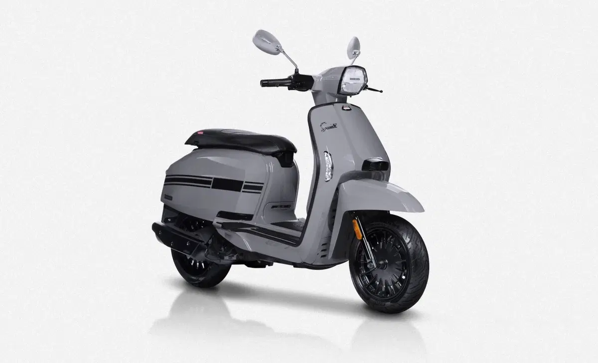 Lambretta V125 Special