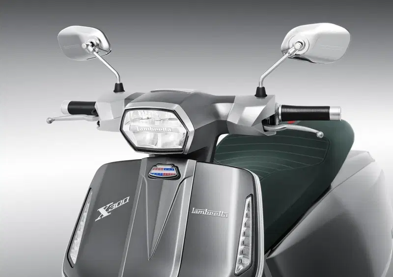 Lambretta X300 X300 (2022 - 26) (10)