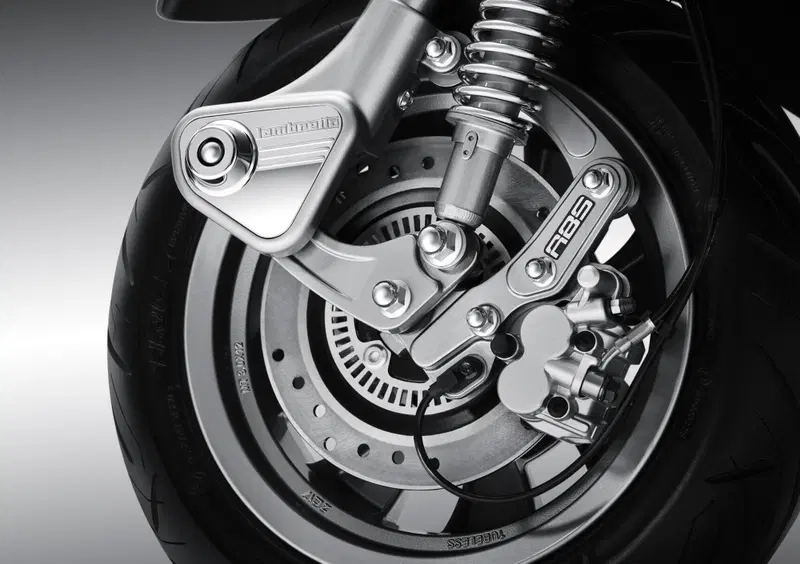Lambretta X300 X300 (2022 - 26) (11)
