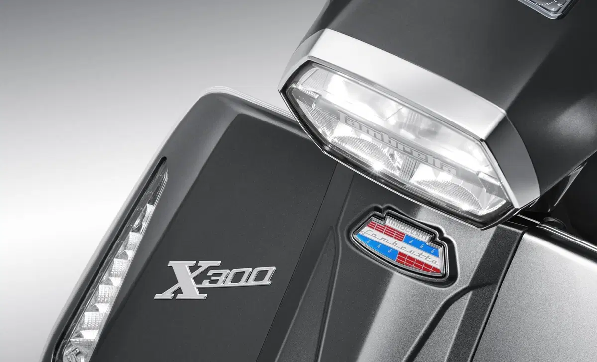 Lambretta X300 X300 (2022 - 26) (13)