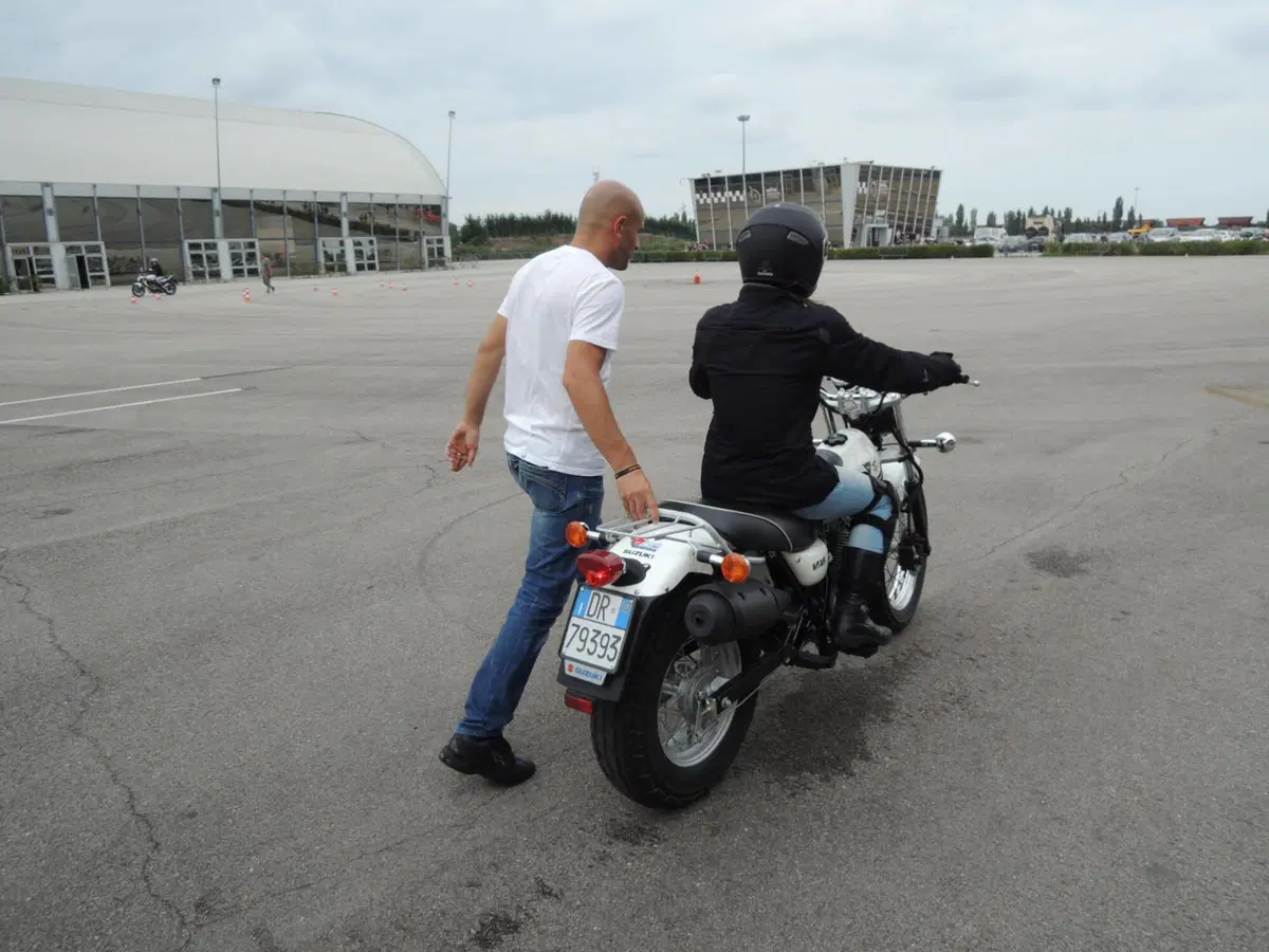 Corsi moto: successo ad Adria per Donneinsella (12)
