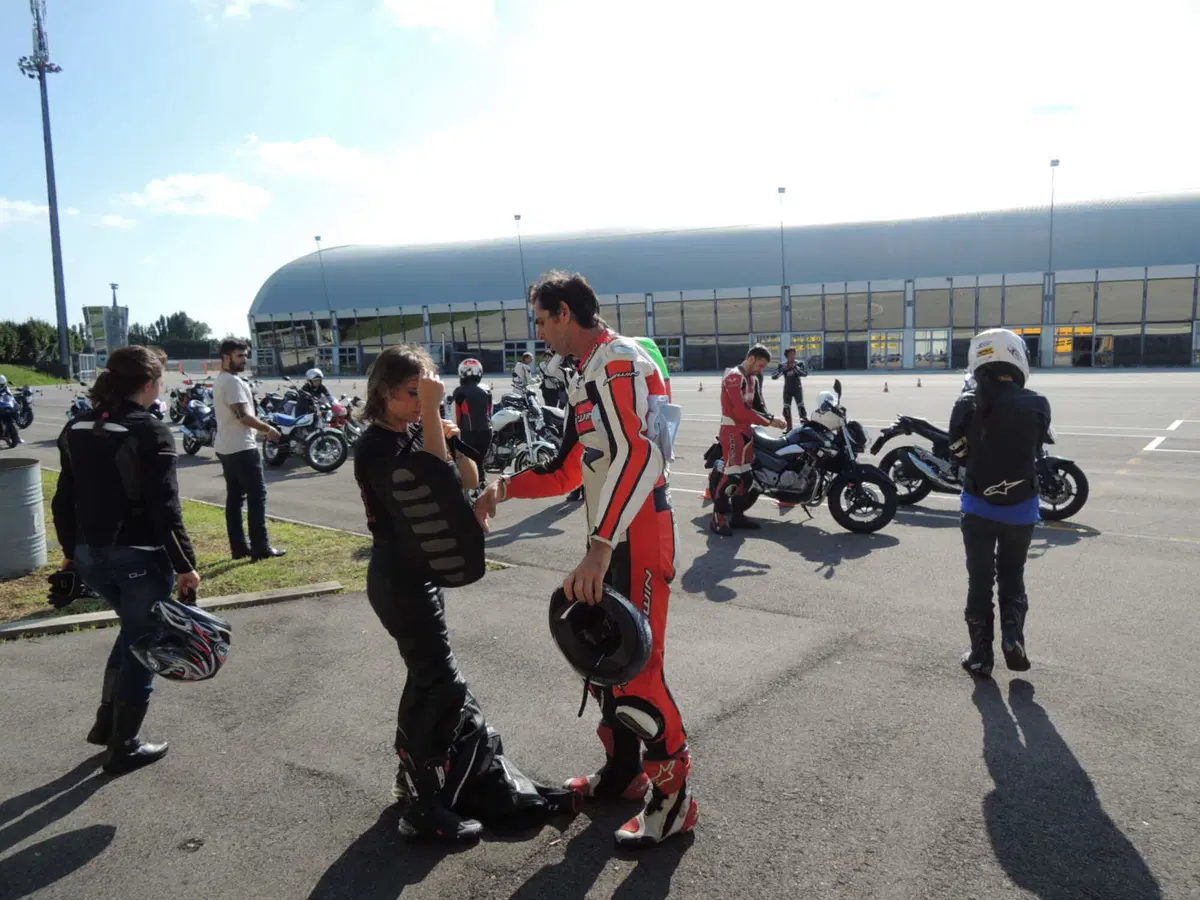 Corsi moto: successo ad Adria per Donneinsella (15)