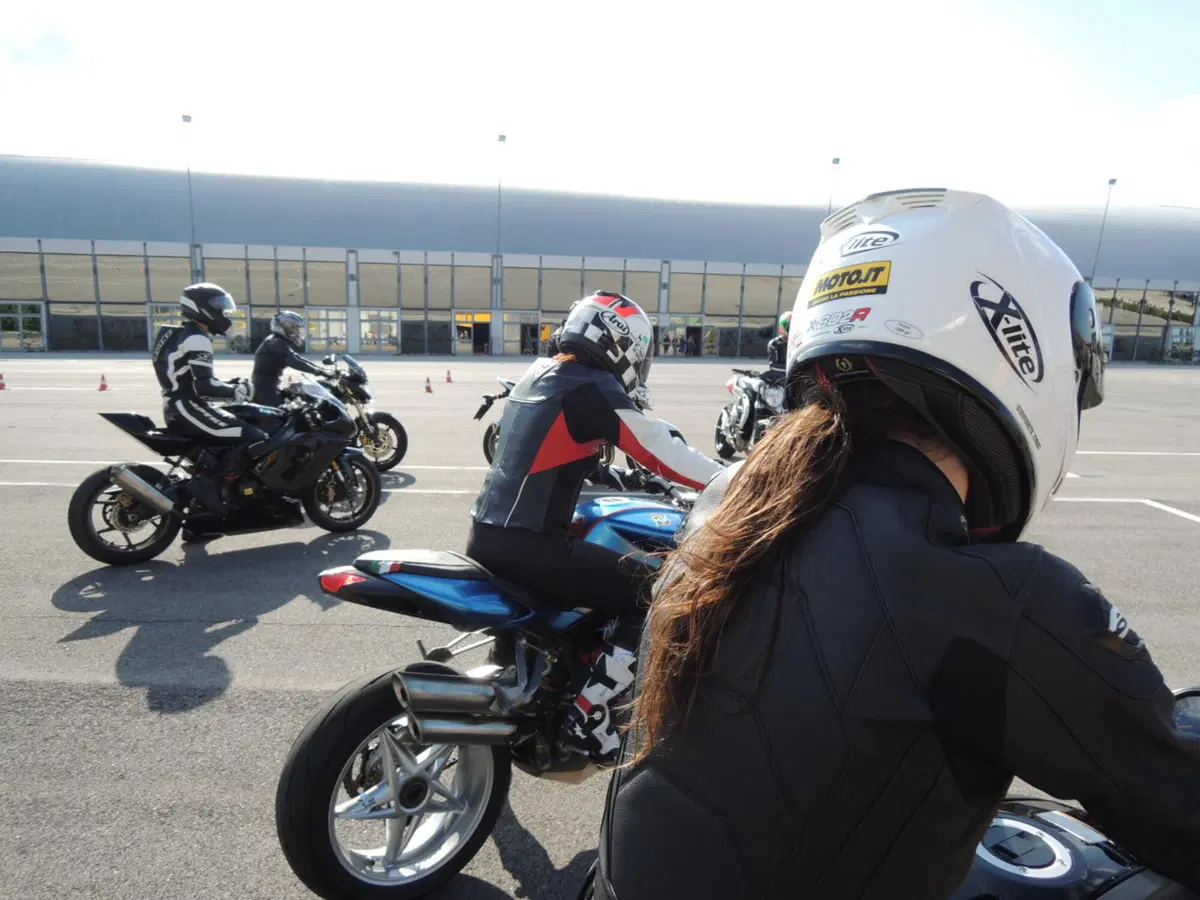 Corsi moto: successo ad Adria per Donneinsella (18)
