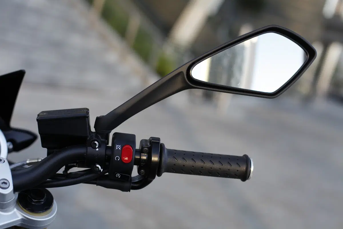Triumph Street Triple ABS (29)