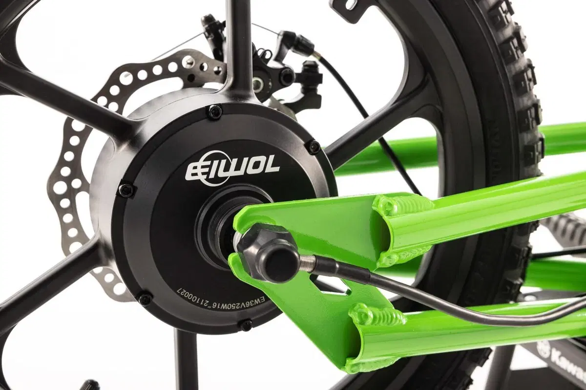 La prima Kawasaki elettrica? Un gioco da ragazzi! (6)
