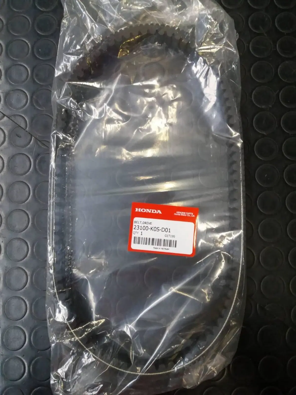 CINGHIA DI TRASMISSIONE PER HONDA SH 150 DEL 2022.