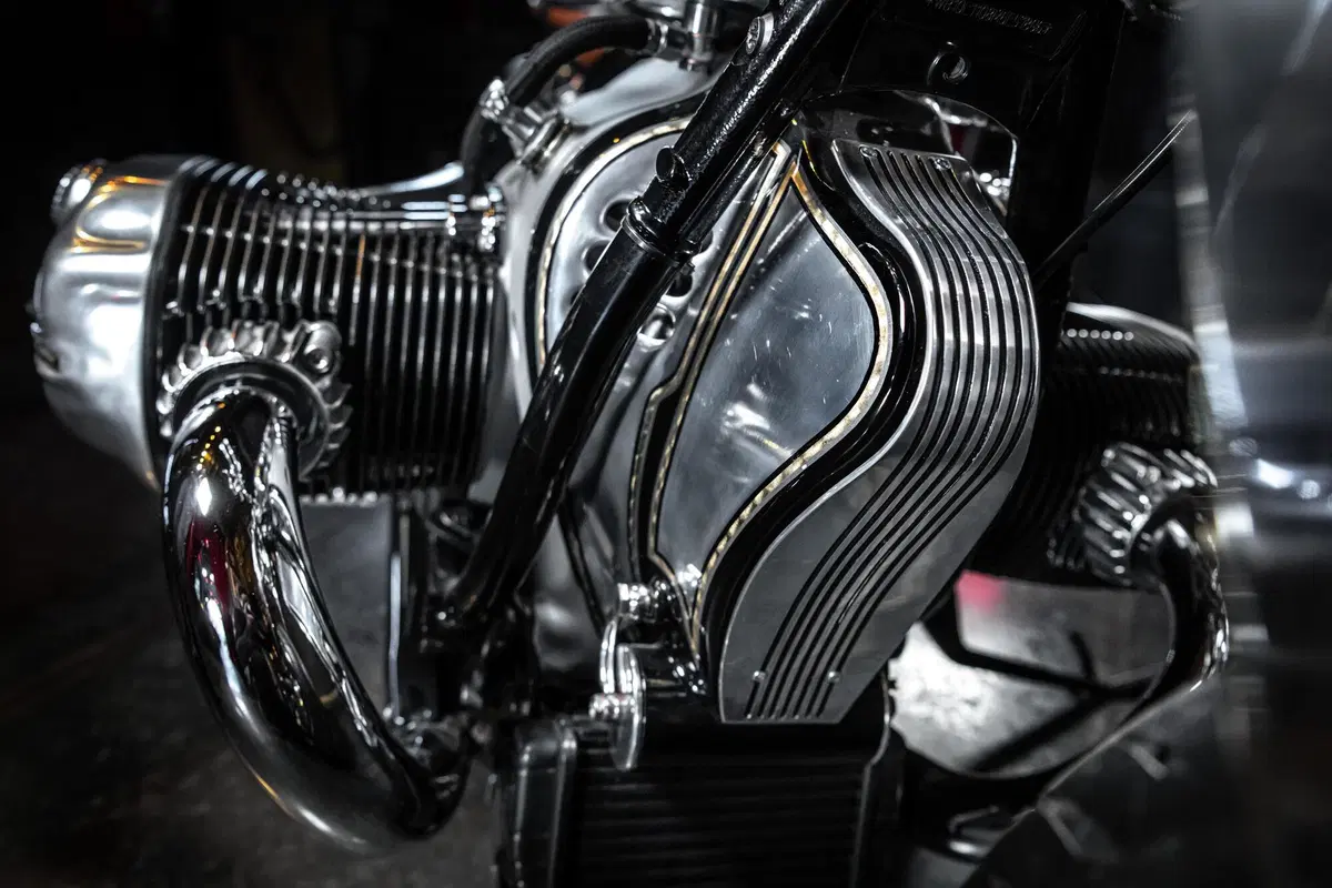 BMW R18 Magnifica. Dicono sia molto radicale, giudicate voi... (19)