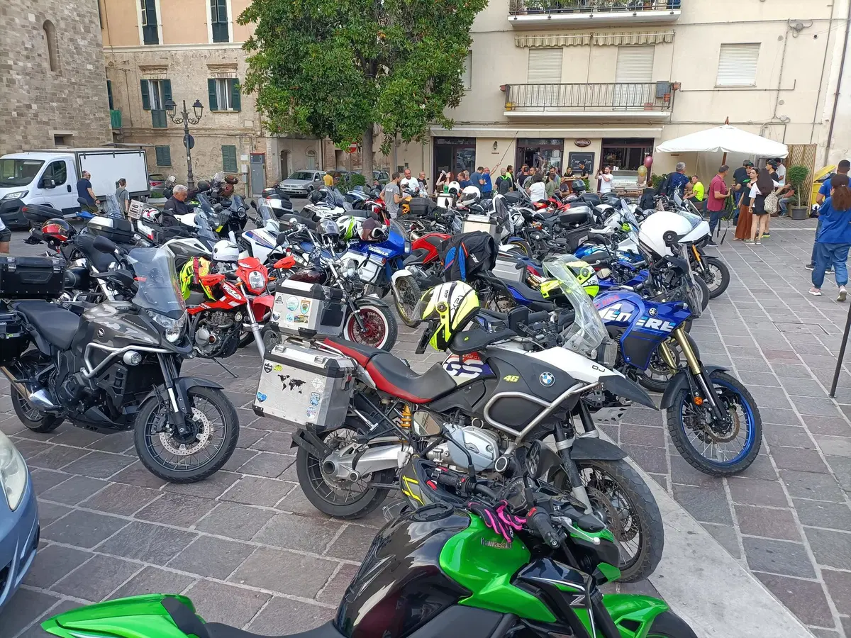 Grande successo per la prima edizione di "MotoArrosticino" in Abruzzo! (4)