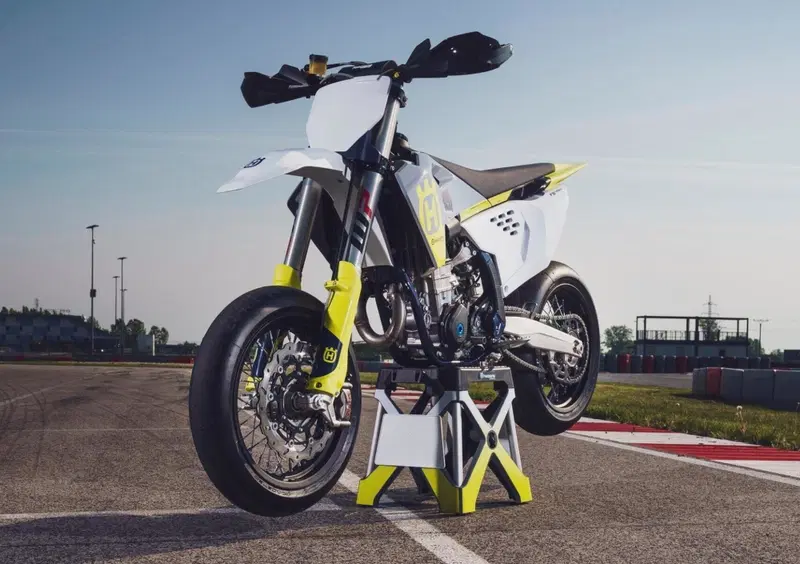 Husqvarna FS 450 FS 450 (2023) (6)