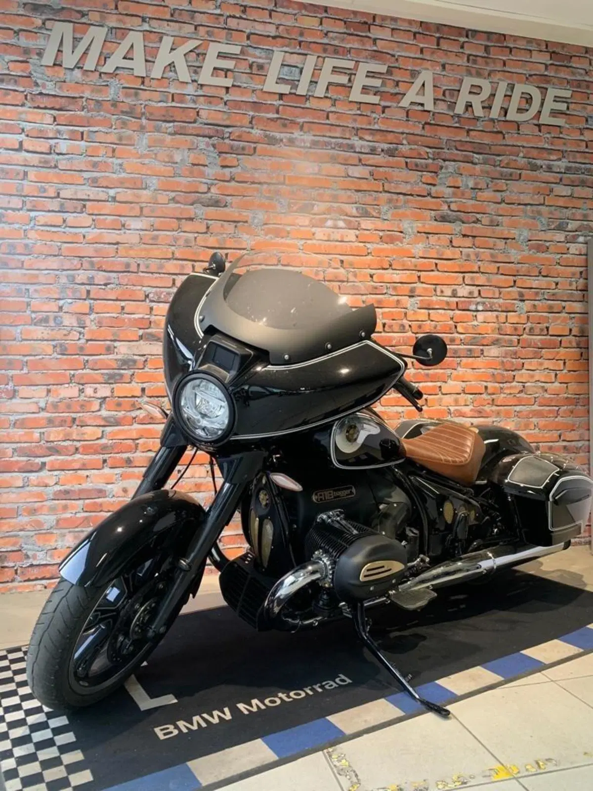 BMW R18 Your Choice. Le migliori preparazioni da vedere a Milano [VIDEO] (10)