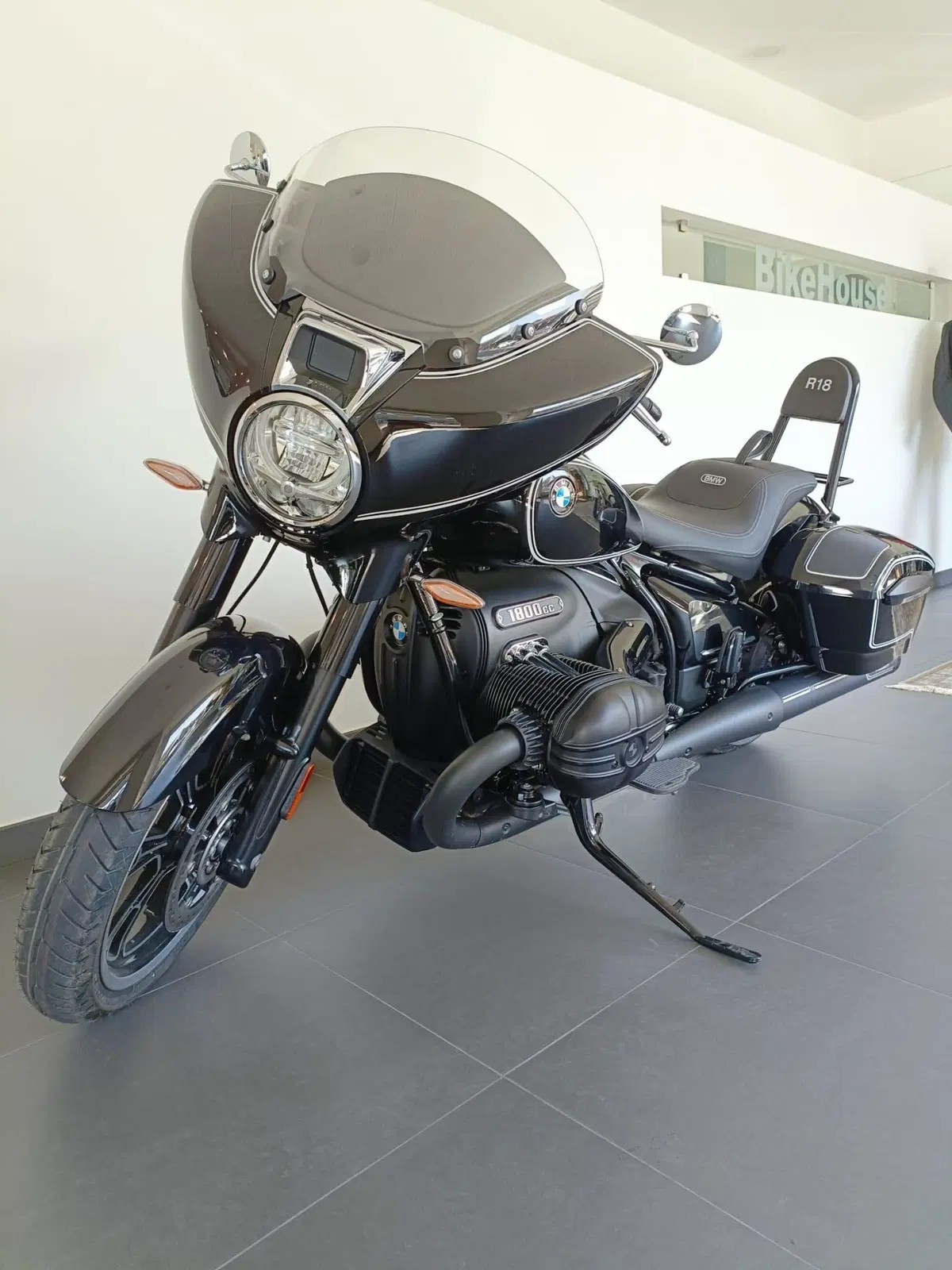 BMW R18 Your Choice. Le migliori preparazioni da vedere a Milano [VIDEO] (23)