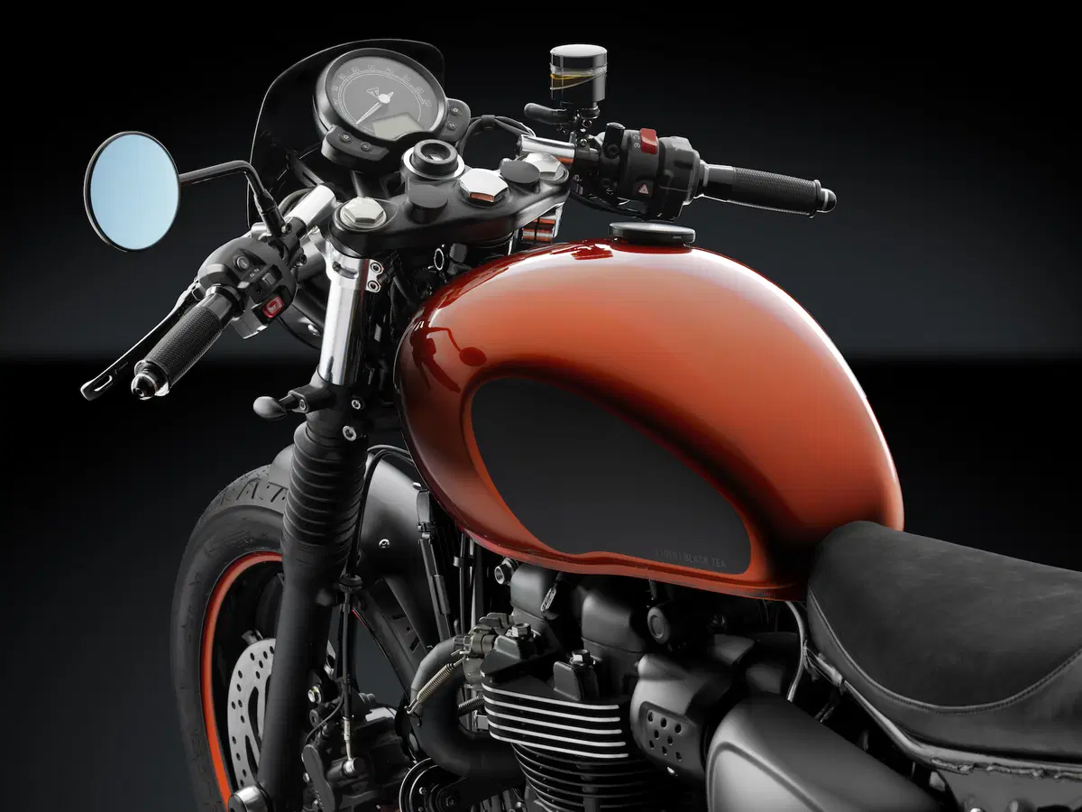 Rizoma Triumph Street Twin "Black Tea", una special al W&W (2)