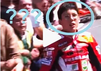Ok Marc Marquez, ma riconoscete questo tipetto con gli occhiali? Indizio: è il 2001 [VIDEO VIRALE]