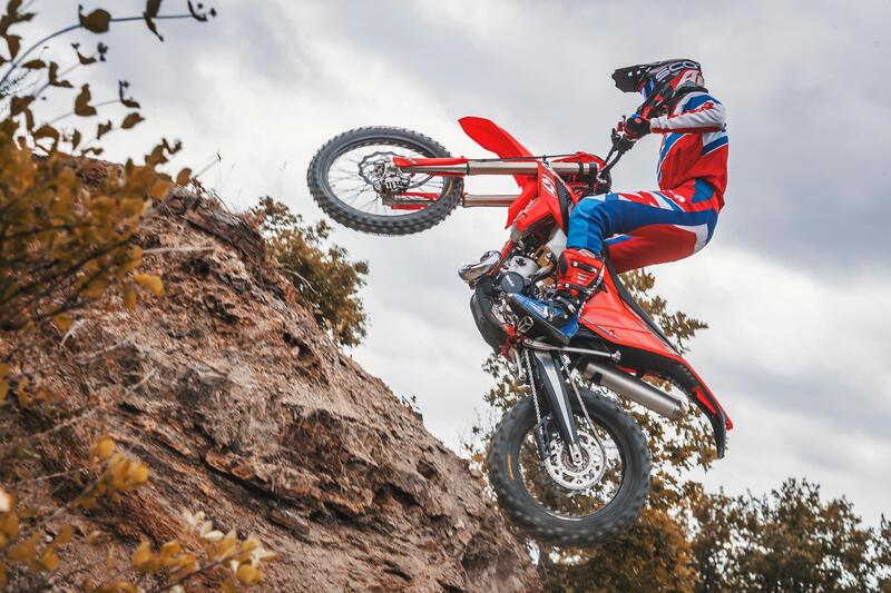 Ecco come sono cambiate le Beta RR Enduro 2023. Otto modelli per tutti i gusti