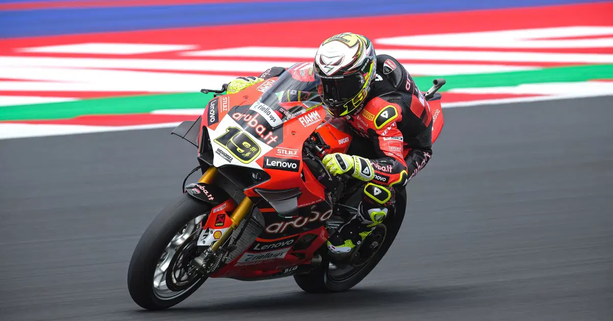 SBK 2022. GP D'ITALIA, Alvaro Bautista &egrave; il pi&ugrave; veloce nelle libere di Misano