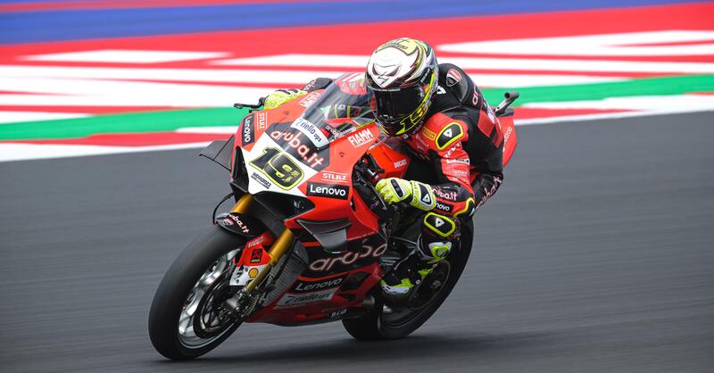 SBK 2022. GP D&#039;ITALIA, Alvaro Bautista &egrave; il pi&ugrave; veloce nelle libere di Misano