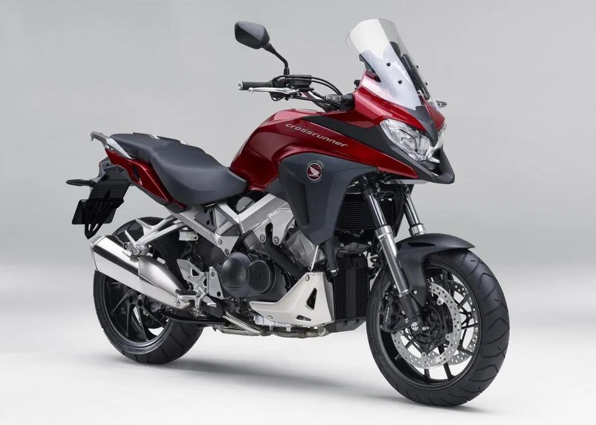 Anche la Honda VFR800X Crossrunner dice addio, perché 'inquina' troppo... (2)