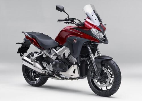 Anche la Honda VFR800X Crossrunner dice addio, perché inquina troppo... (2)