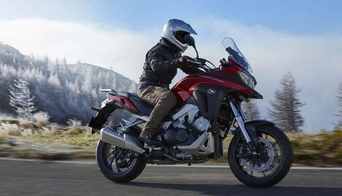 Anche la Honda VFR800X Crossrunner dice addio, perch&eacute; "inquina" troppo...