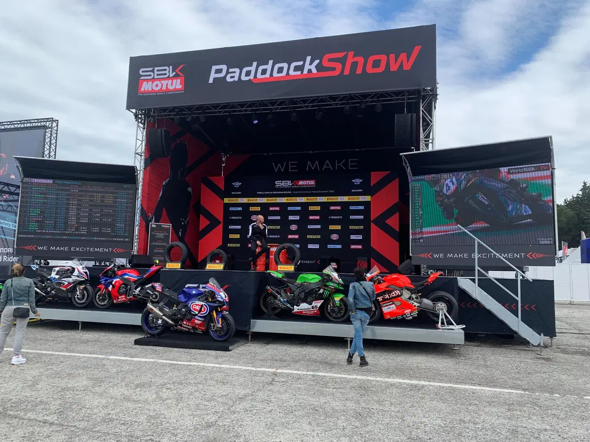 SBK 2022. GP D'ITALIA, la piadina e i pneumatici: foto dentro e fuori il circuito di Misano [GALLERY] (30)