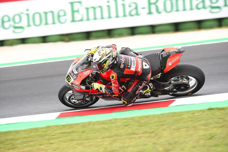 Alvaro Bautista sul circuito di Misano