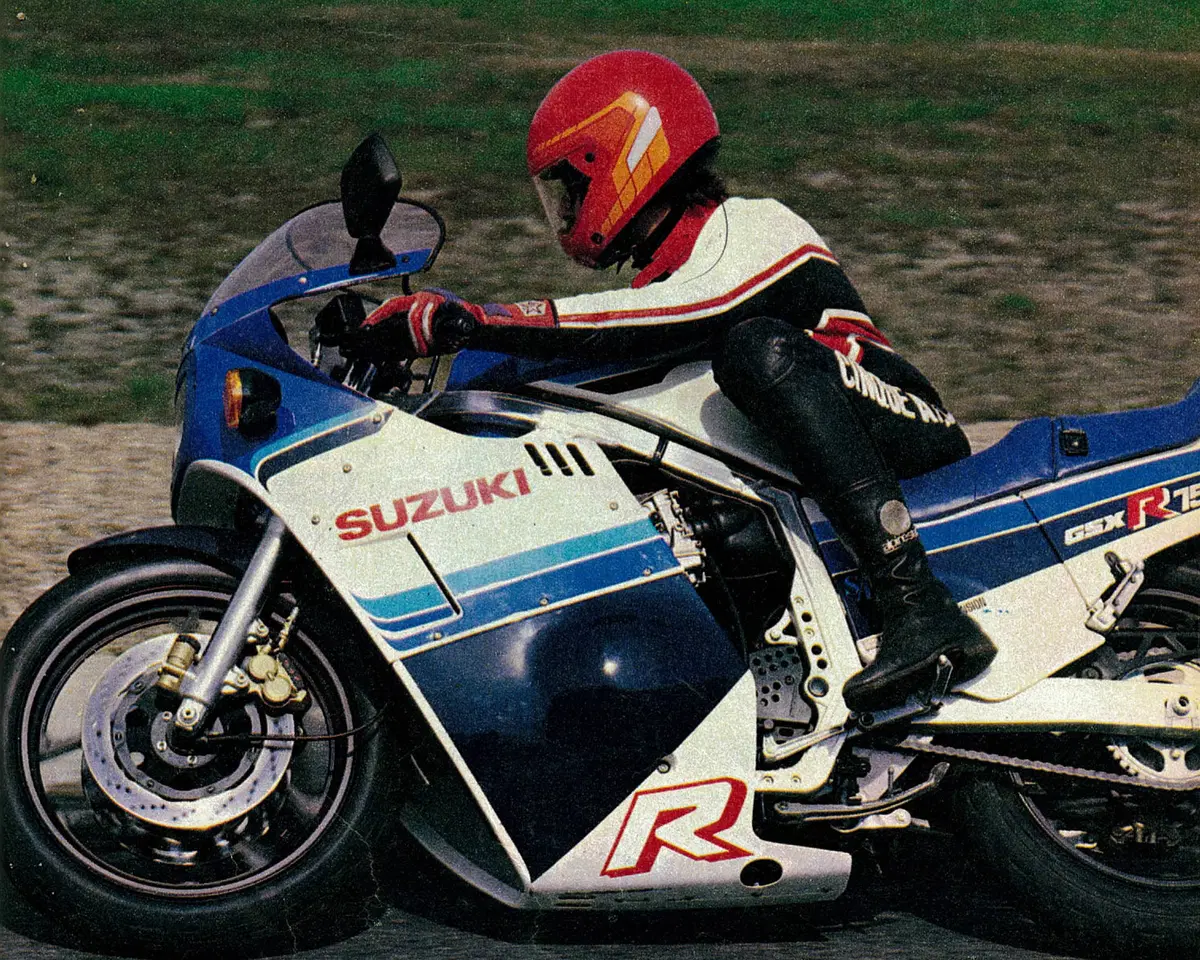 Suzuki GSX-R750: la superleggera  (2)