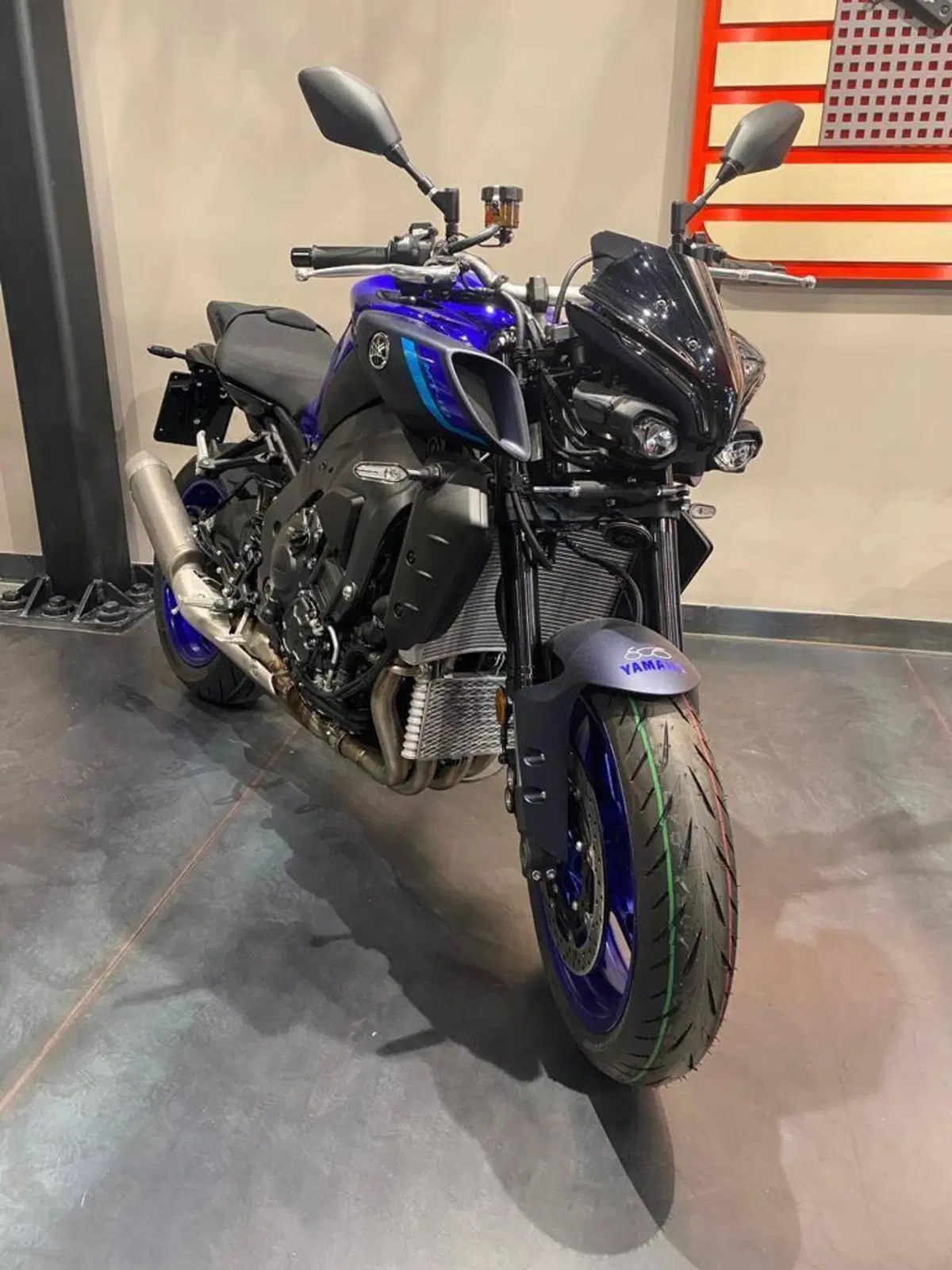 Yamaha MT-10 (2022 - 26) (3)