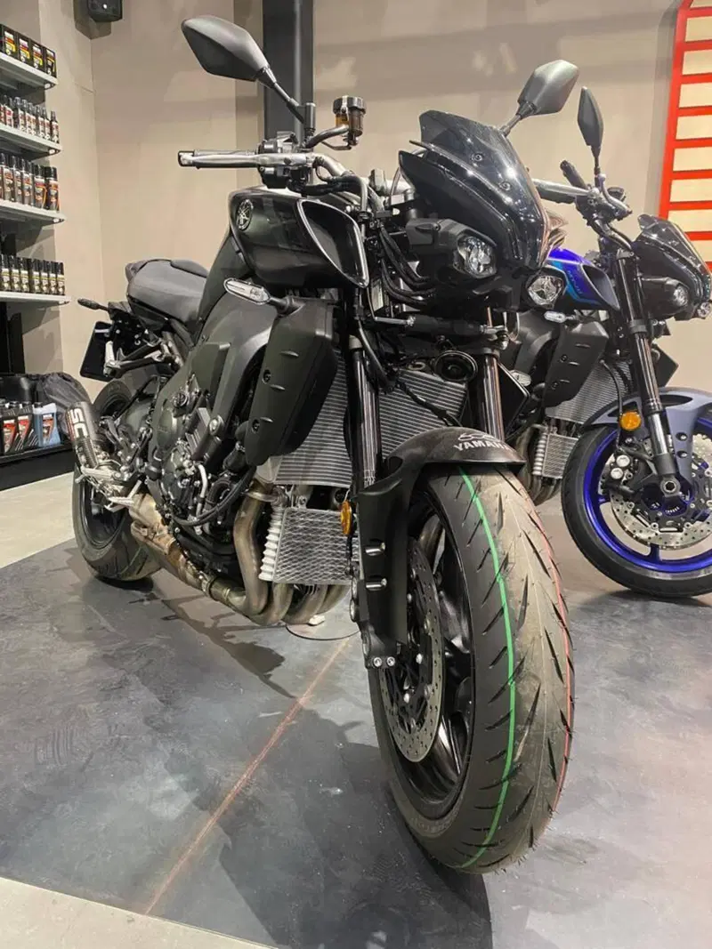 Yamaha MT-10 (2022 - 26) (3)