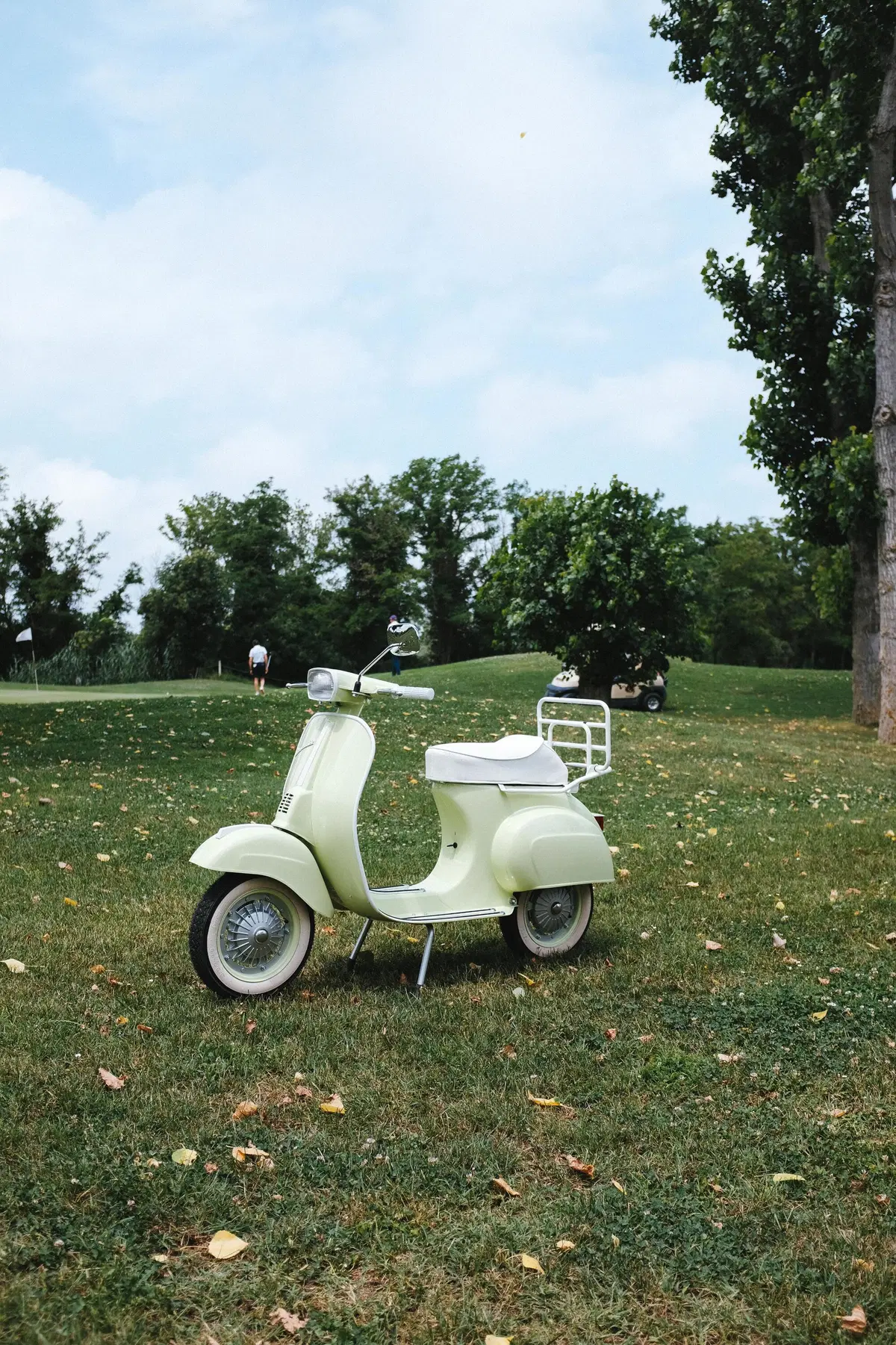 Garage Italia presenta la Vespa 50 Special-e