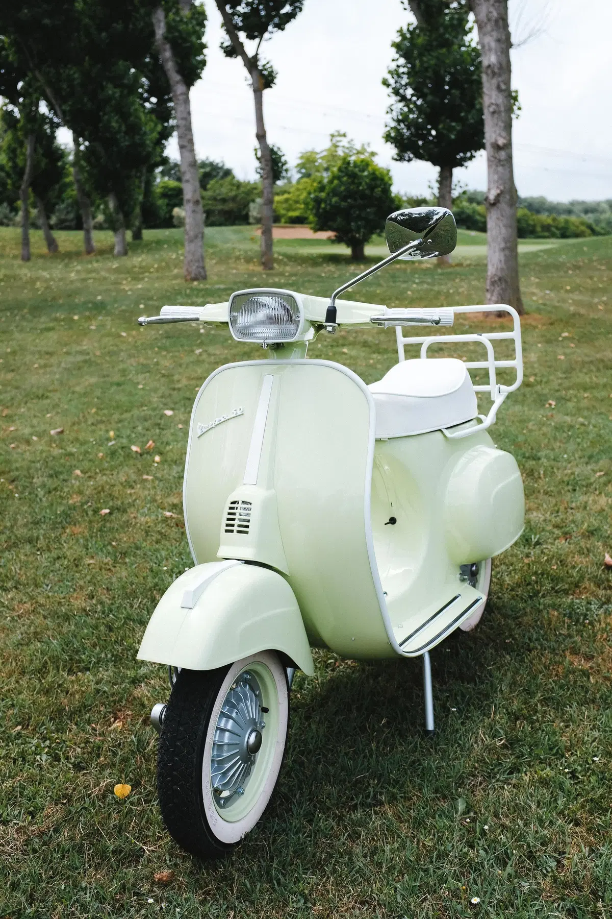 Garage Italia presenta la Vespa 50 Special-e (6)