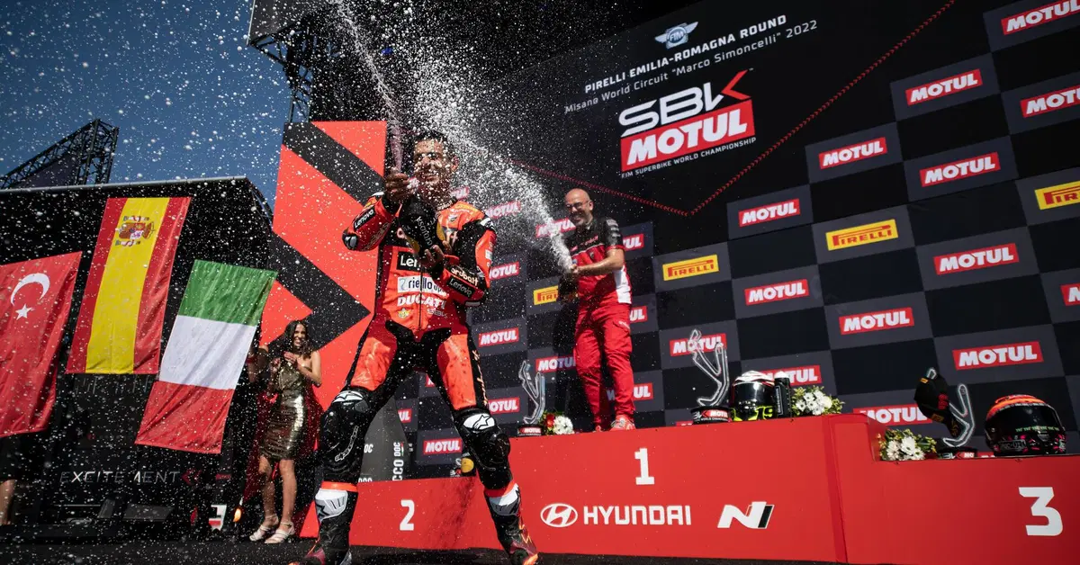 SBK 2022. GP d'Italia, il bicchiere di Michael Rinaldi &egrave; mezzo pieno, quello di Andrea Locatelli mezzo vuoto