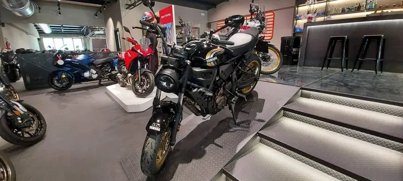 Yamaha XSR 700 (2022 - 26) (2)