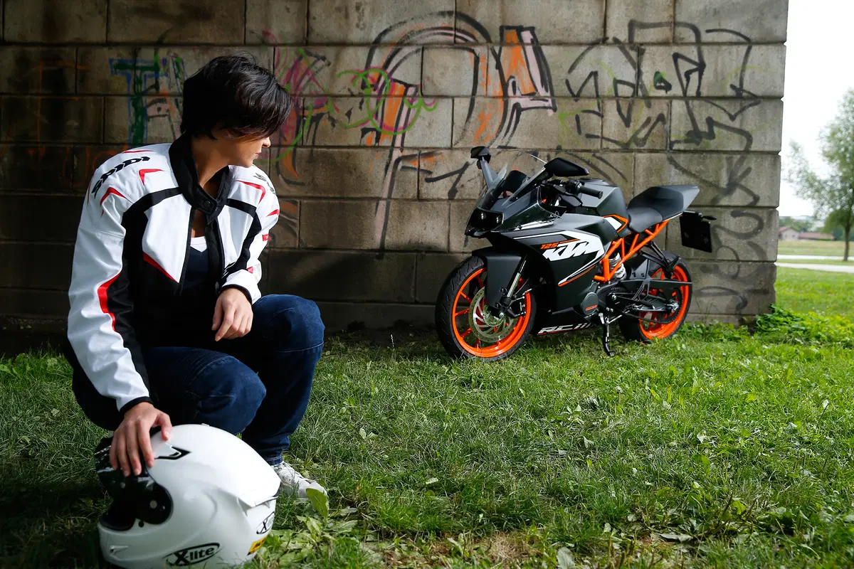 KTM RC 125  (11)