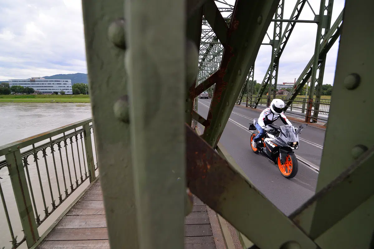 KTM RC 125  (8)