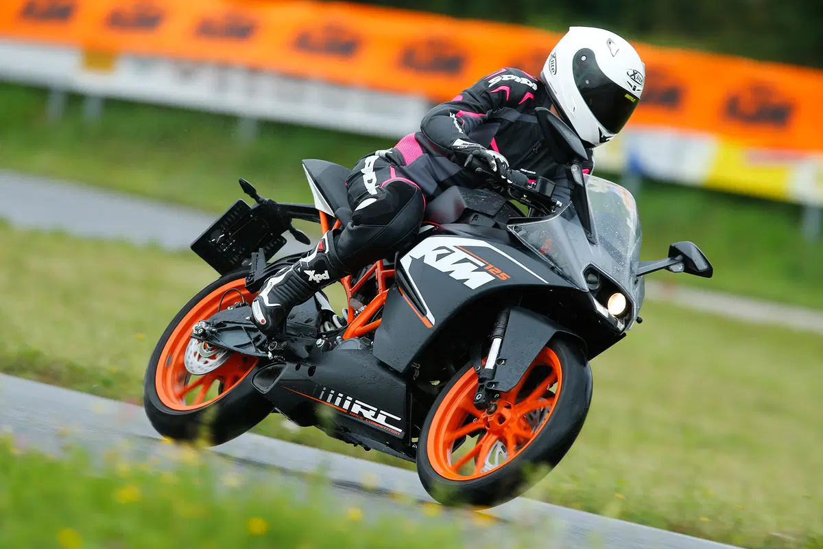 KTM RC 125  (5)