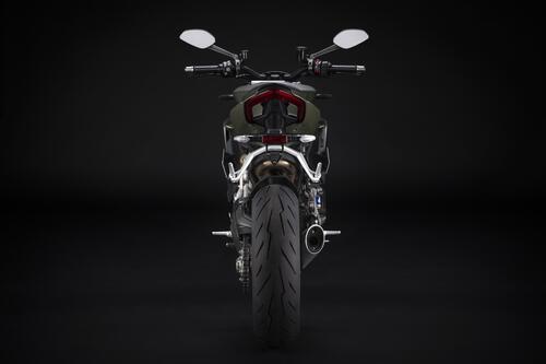 La Ducati Streetfighter V2 diventa green. Ma sempre a benzina (7)