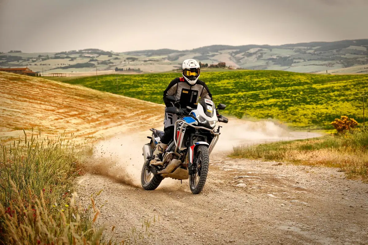 Fuoristrada vietato in Italia? Falso! Vieni con noi alla 1000 Sassi in Toscana con l'Africa Twin (12)